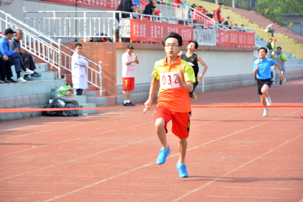 新華集團(tuán)二零一五年春季運動會隆重舉行 第 5 張 新華集團(tuán)二零一五年春季運動會隆重舉行 第 5 張