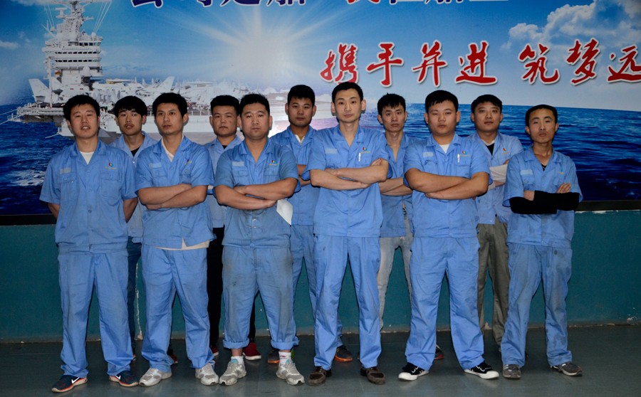 華鎧公司模切班組 贏得“工人先鋒號”榮譽稱號 第 1 張 華鎧公司模切班組 贏得“工人先鋒號”榮譽稱號 第 1 張