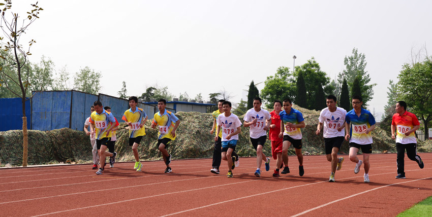 新華集團二〇一六年春季田徑運動會隆重舉行 第 18 張 新華集團二〇一六年春季田徑運動會隆重舉行 第 18 張